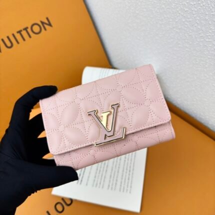Louis Vuitton Capucines Compact Maxi Pink Wallet ﻿
