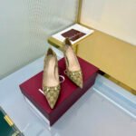 Gucci Women's pump with Horsebit GG canvas - Shoes - Image 7